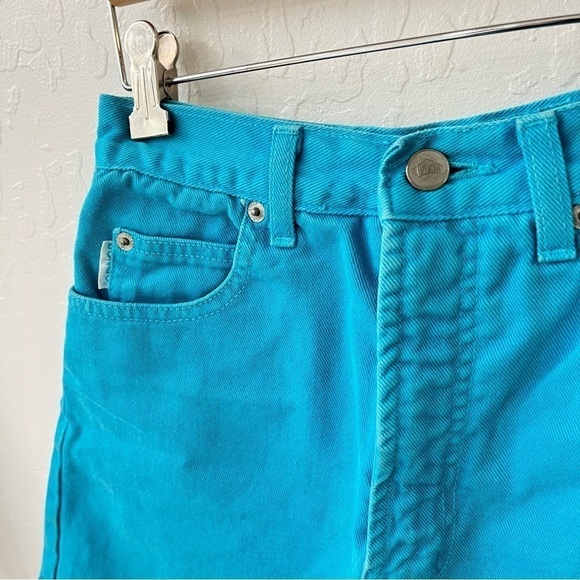 Bongo Vintage Blue Denim High Waisted Mom Shorts Size 5 - Picture 5 of 15